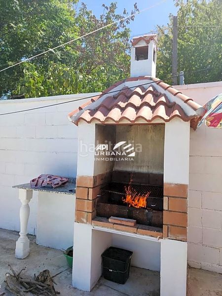 Foto d9502f55-60a4-4381-9b67-1d9a95879bf1. Casa amb piscina a San Francisco Lucena