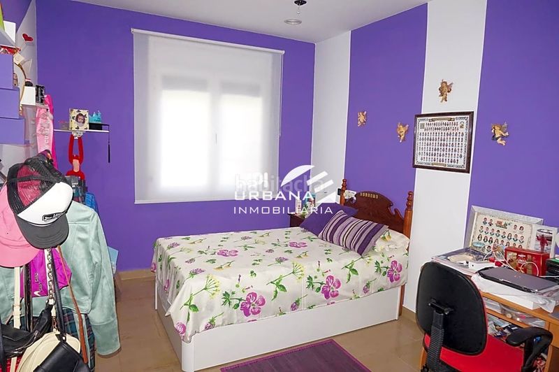 Foto f00ac939-7e16-4660-a78e-dc60223f113f. Casa amb piscina a San Francisco Lucena