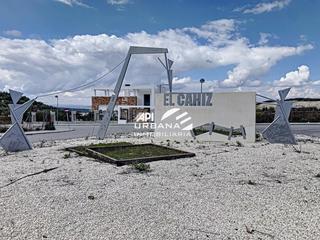 Terreny residencial  Avenida del sistema solar. Parcela de 1.000m2 con fachada de 21 metro, manzana central de l