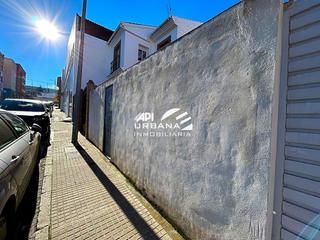 Terreny residencial  Calle castro del río. Este terreno se encuentra en calle castro del río, 14900, lucena