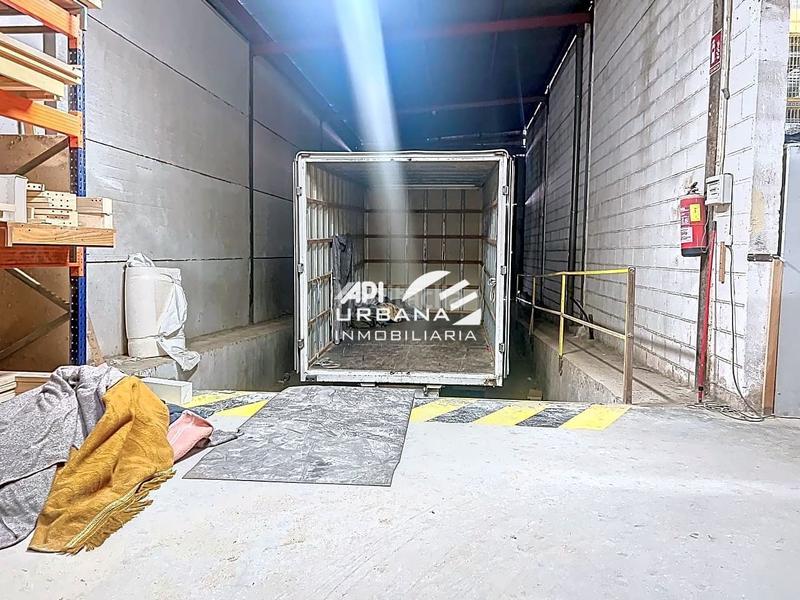 Foto 6a4c3862-0275-43f8-ba40-16ec295766ee. Fabrikhalle in Poleares Lucena