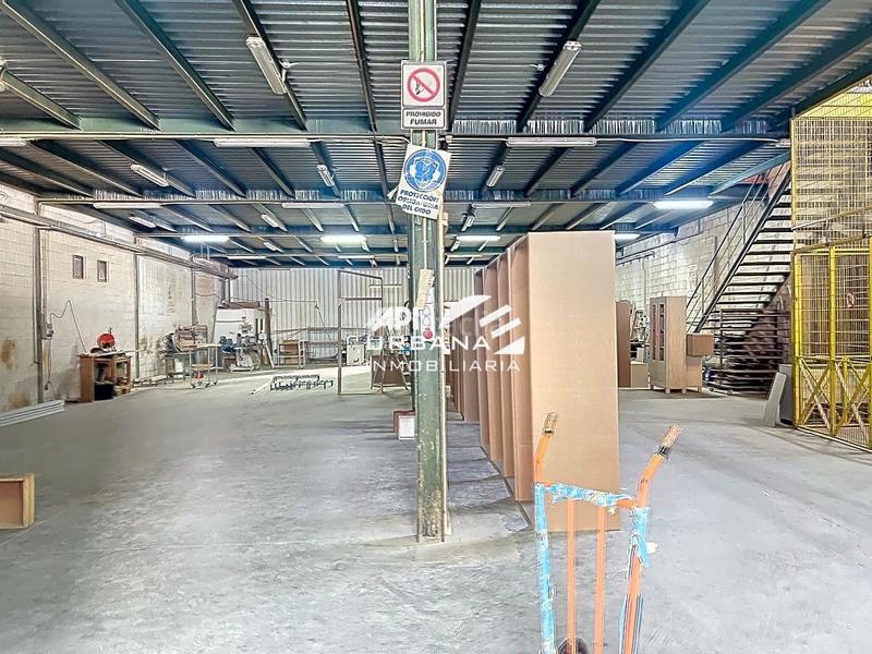 Foto c798c5f0-d81e-4f95-8c3a-b9a7d93e73f9. Fabrikhalle in Poleares Lucena