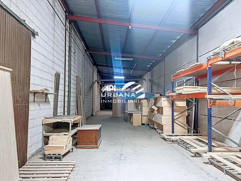 Foto dd40a71d-5bcf-4f4e-9e92-5fc74cf3df53. Fabrikhalle in Poleares Lucena