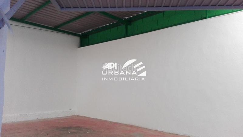 Foto ece59eaa-5022-4cab-9d58-39c1406c3e0e. Industrial building in Poleares Lucena