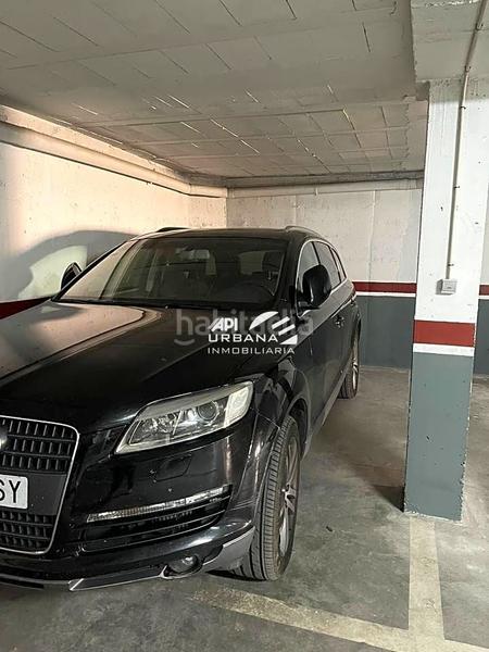 Foto f91b87b2-b532-421b-b261-469c74b43db6. Aparcament cotxe a San Francisco Lucena