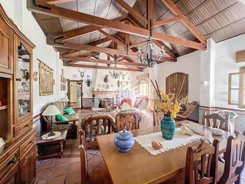 Foto 3b0296ed-5607-4a71-b6b6-90b4b1684f0e. Haus mit pool in San Francisco Lucena