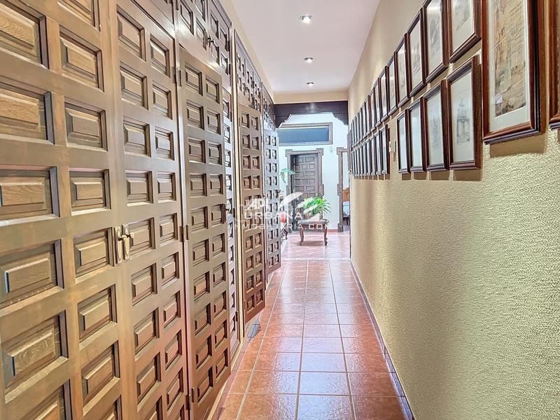 Foto 8b8a6622-56b3-49a2-92b8-c4c2eaf96fe7. Maison avec piscine dans San Francisco Lucena