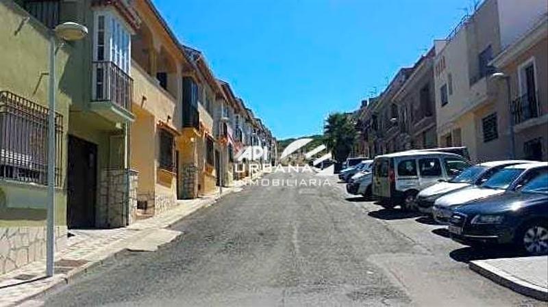 Foto 919cf5ce-e78c-4dbf-88c6-3728a5212292. Casa a jardín Lucena Lucena