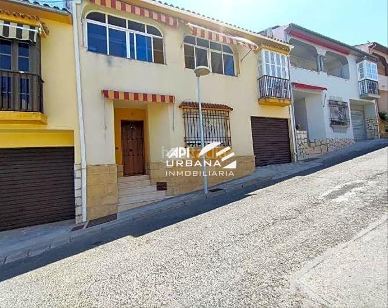 Foto 111ab2ef-978b-4369-ac5a-6edeedb0d7e2. Haus in jardín Lucena Lucena