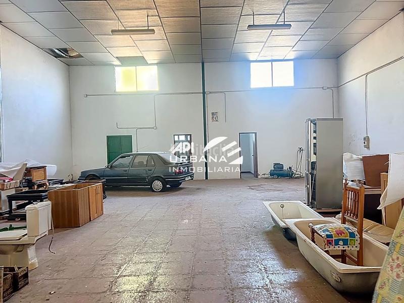 Foto 6692db2b-8950-4261-bf53-0b843ff0a24e. Bâtiment à usage industriel dans Poleares Lucena