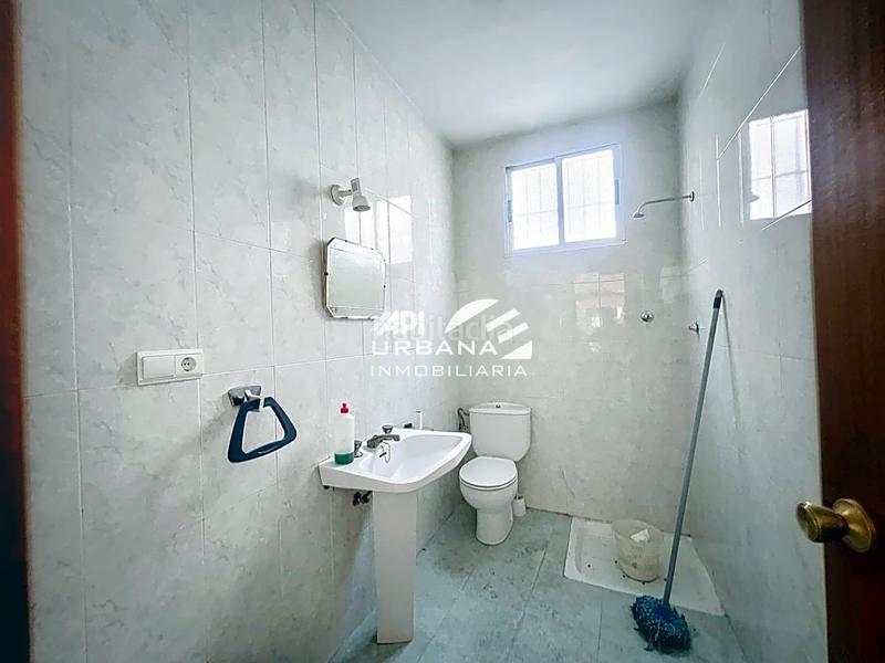 Foto ac69b99e-cbf9-4521-a665-f259311f30c2. Nave industrial en Poleares Lucena