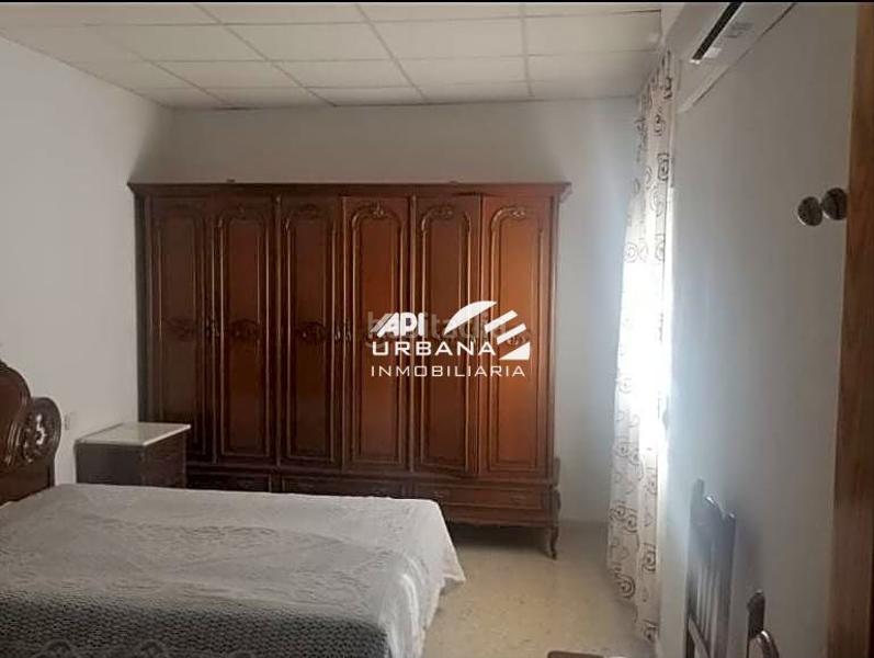 Foto 2f22cb61-da11-4e5a-8b13-39d3c50344de. Casa amb piscina a San Francisco Lucena