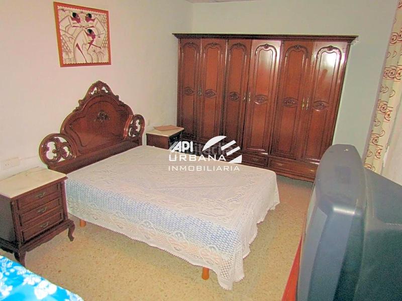 Foto 62dab6d4-ba03-42d6-888b-6ba73aac32da. Casa amb piscina a San Francisco Lucena