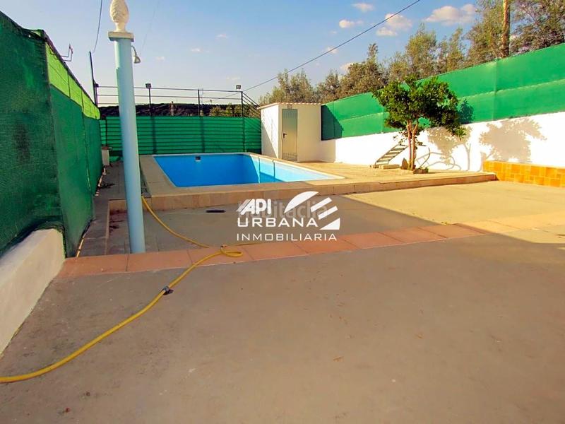 Foto 95c0530f-fb5c-4724-897f-953c4dd70778. Casa amb piscina a San Francisco Lucena