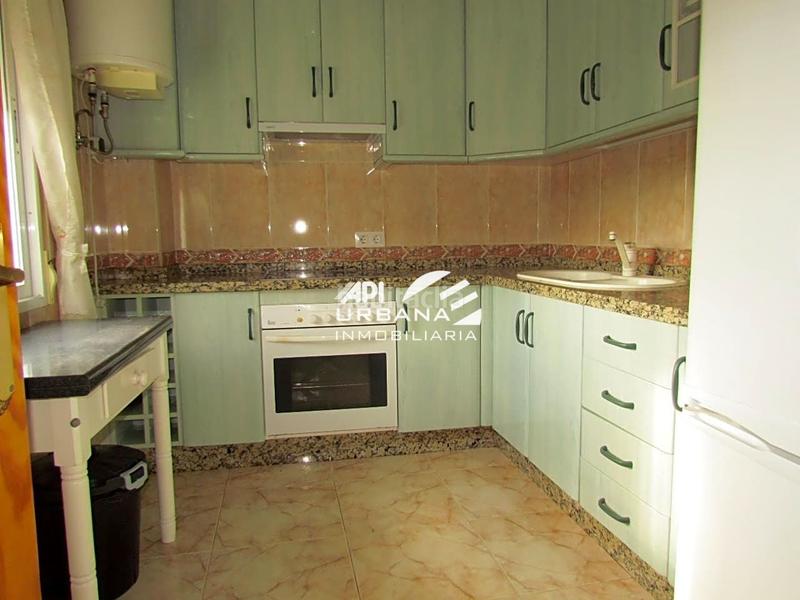 Foto a1f63981-ed95-4f2f-97e2-ed9e2ca1a537. Casa amb piscina a San Francisco Lucena