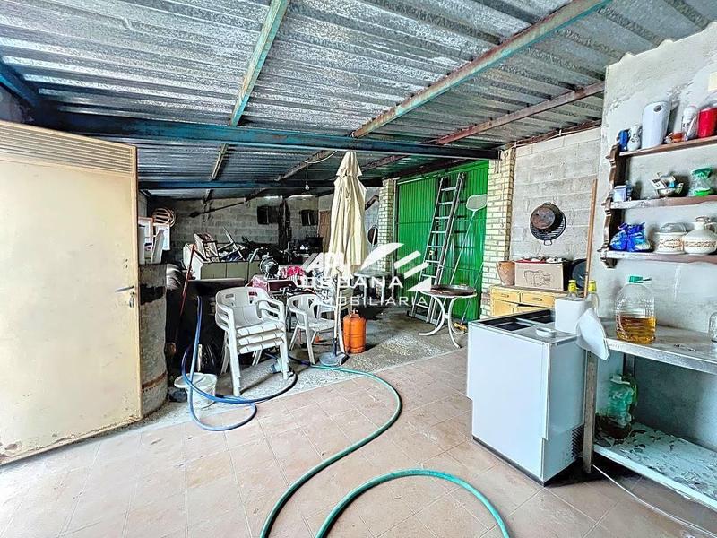 Foto 5261ded4-de8d-46e7-b885-6b9bfa65e0e1. Casa amb piscina a Las Vegas - Campoaras Lucena