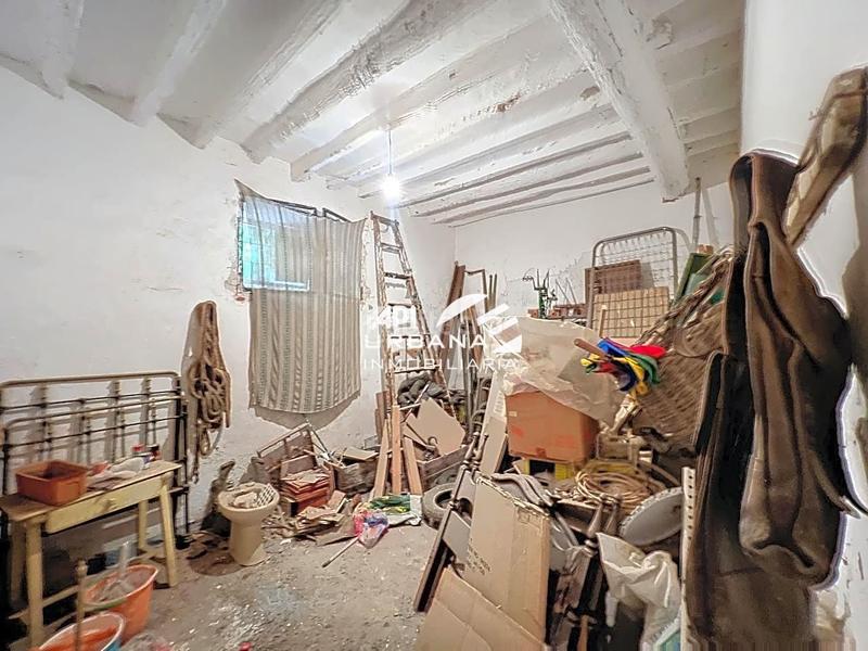 Foto b4699e82-4bfa-4747-89c1-ba0a0c840500. Casa amb piscina a Las Vegas - Campoaras Lucena