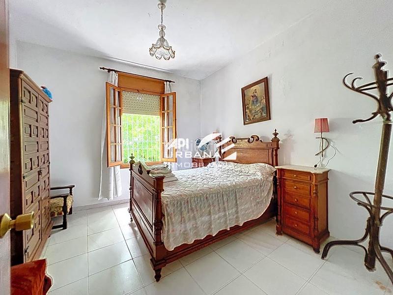 Foto f7939602-fc4f-4fad-90db-9eb64ee90c2c. House with pool in Las Vegas - Campoaras Lucena