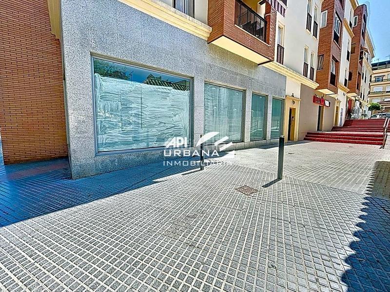 Foto 1e3c33d8-034c-4a51-864a-2421c809ef8b. Alquiler local comercial en San Francisco Lucena
