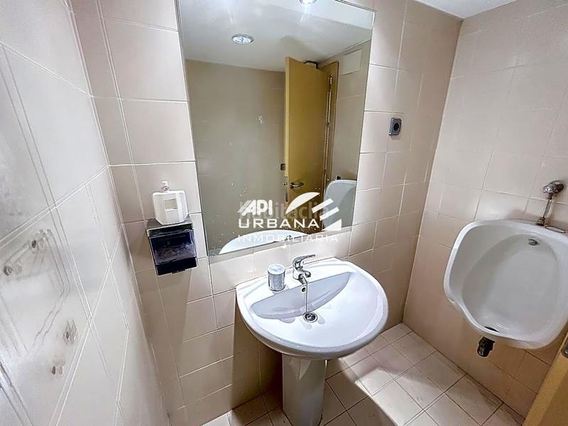 Foto a146214a-eae9-4471-b627-7179be1c156c. Alquiler local comercial en San Francisco Lucena