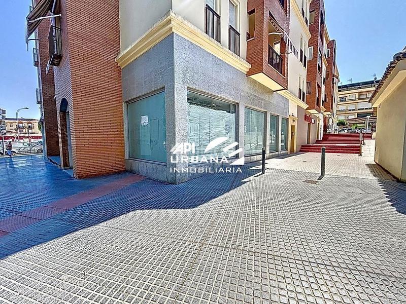 Foto 7c3ce3e0-c320-47aa-968e-6f99bf59a092. Location local commercial dans San Francisco Lucena