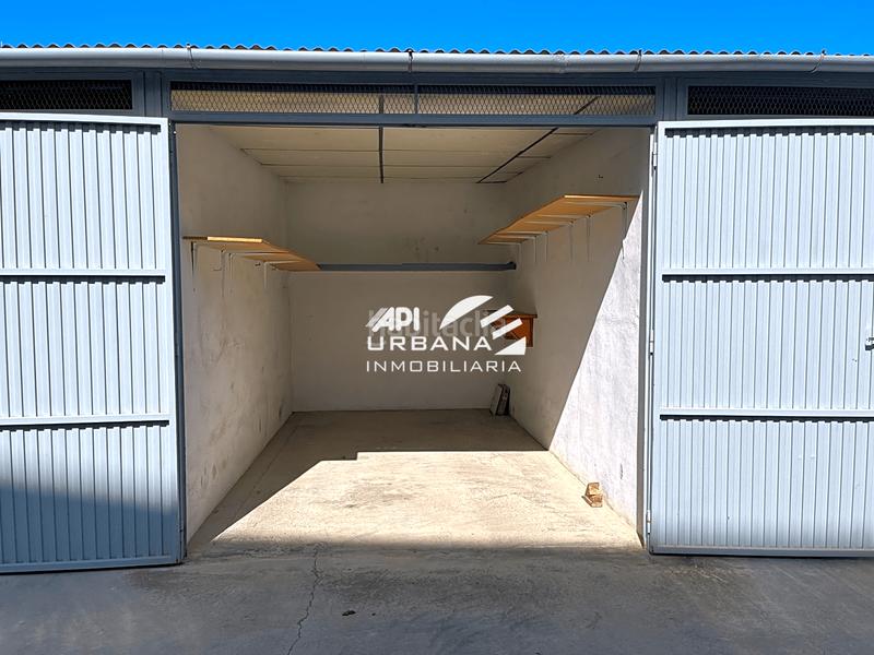 Foto b0325854-265d-4e58-9fb7-15aa2958edc8. Parking voiture dans Las Tinajerías - Juderías Lucena