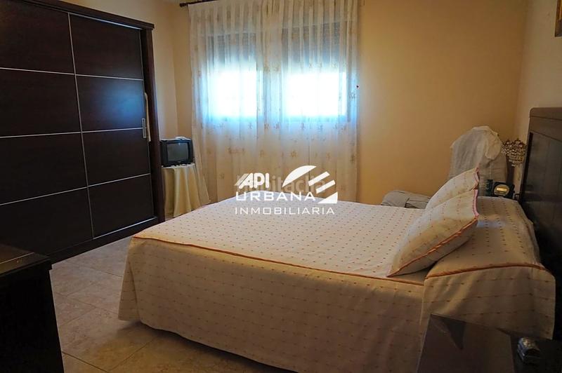 Foto a81554d6-c998-465c-b23a-cddf544ff506. Casa con parcheggio in El Carmen - La Barrera Lucena