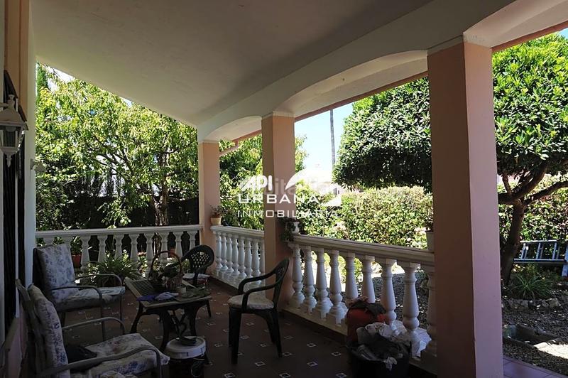 Foto f2e63bb2-1e21-42f5-889f-abd1d4469bef. Casa con parcheggio in El Carmen - La Barrera Lucena