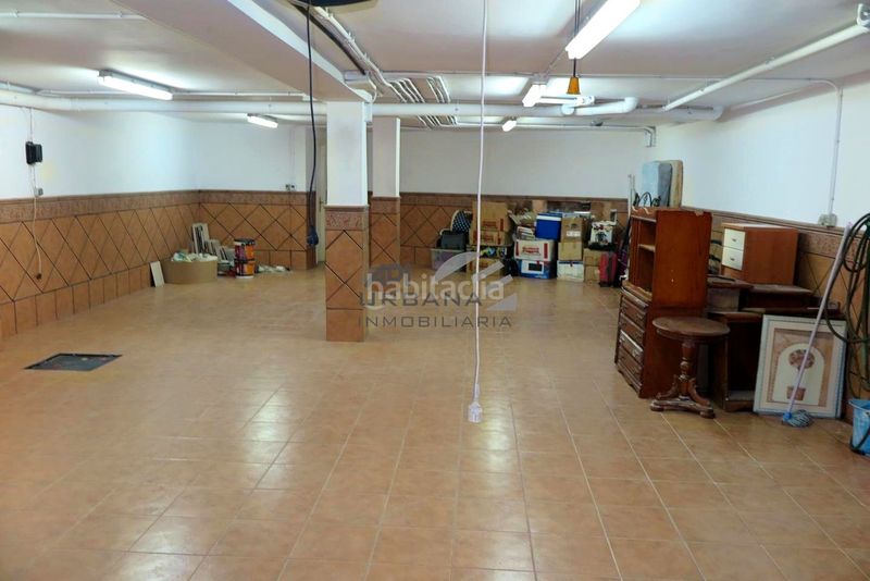 Foto c1fd5657-dc17-428e-a4f4-1a8e08dcbbb1. Casa amb piscina a El Valle Lucena