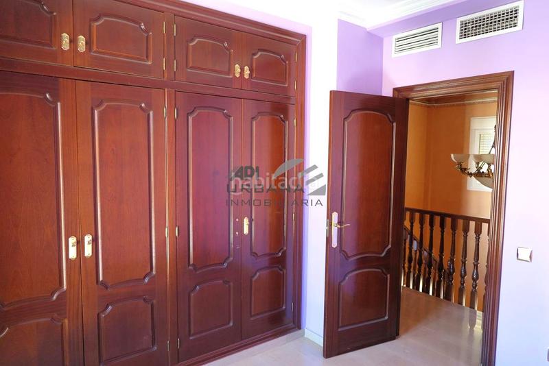 Foto c36ce80c-8a8f-4f9a-9bde-3fa1af668cf2. Casa en El Valle Lucena