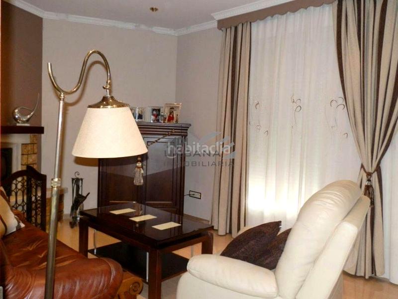 Foto 302ec02f-eca6-47d3-a2cb-a5e1a43f5682. House with pool in El Valle Lucena