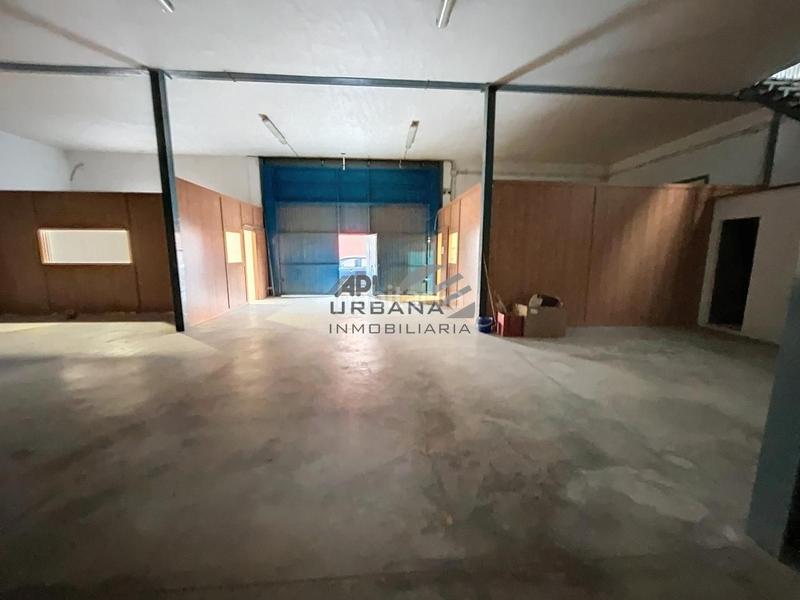 Foto e0d80174-0bbc-4cee-a617-dfc9e9b97caf. Affitto capannone industriale in Poleares Lucena