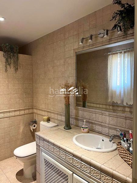 Foto 7a09d333-dd04-4084-99ac-bb949d43bfd9. Casa amb aparcament a El Valle Lucena