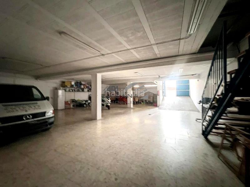 Foto 3cc8e1f9-9ba2-4c30-840a-64d37a647296. Nau industrial a Cabra