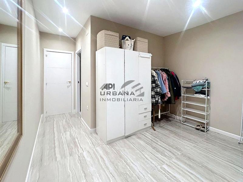 Foto a1446c05-dd53-4f3f-b577-c7d7366eb658. Nau industrial a Cabra