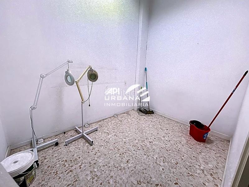 Foto 41d4df19-d2a3-4597-9f96-e50e76e3a9d2. Location local commercial dans Centro Lucena