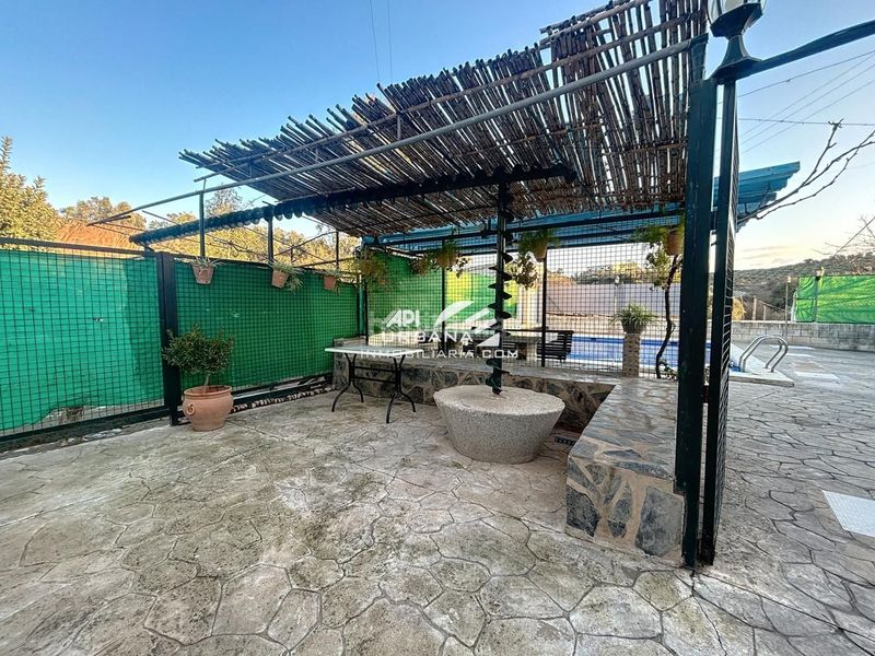 Foto ede75db1-754b-4552-8e3e-de028bcb9f6d. Casa amb piscina a San Francisco Lucena