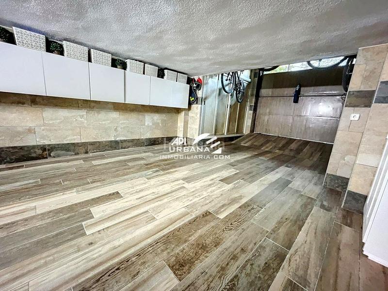 Foto 659d0d79-25a0-49ae-89f8-d2601f538df9. Casa con parcheggio in jardín Lucena Lucena