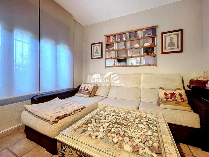 Foto d4a0f146-7066-48b8-b45a-a694cc2eebc5. Casa con parcheggio in jardín Lucena Lucena