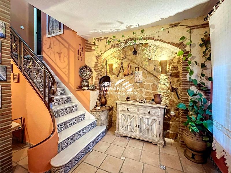 Foto 403747fc-5ad7-4f6a-b844-329e837af62e. Maison avec parking dans jardín Lucena Lucena