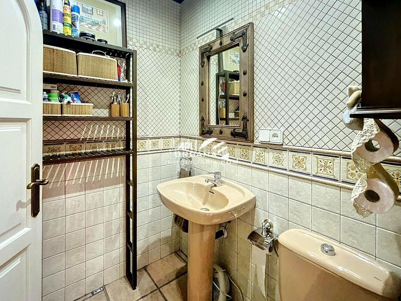 Foto 54de0833-6f70-4123-b0c3-33e2ec57b783. Maison avec parking dans jardín Lucena Lucena