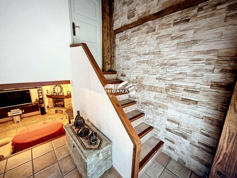 Foto 5a2cb0f6-ad5a-4b8e-8f76-fb8ae5cacfd9. Maison avec parking dans jardín Lucena Lucena