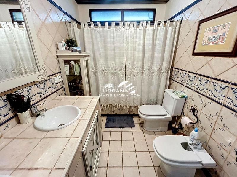 Foto b75e2a92-2480-4492-88cb-c50dcf033060. Maison avec parking dans jardín Lucena Lucena