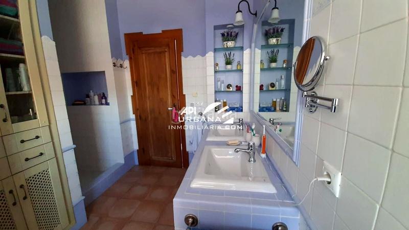 Foto 40373ce9-4897-4895-9dc1-470dcfb027a1. Casa en El Carmen - La Barrera Lucena