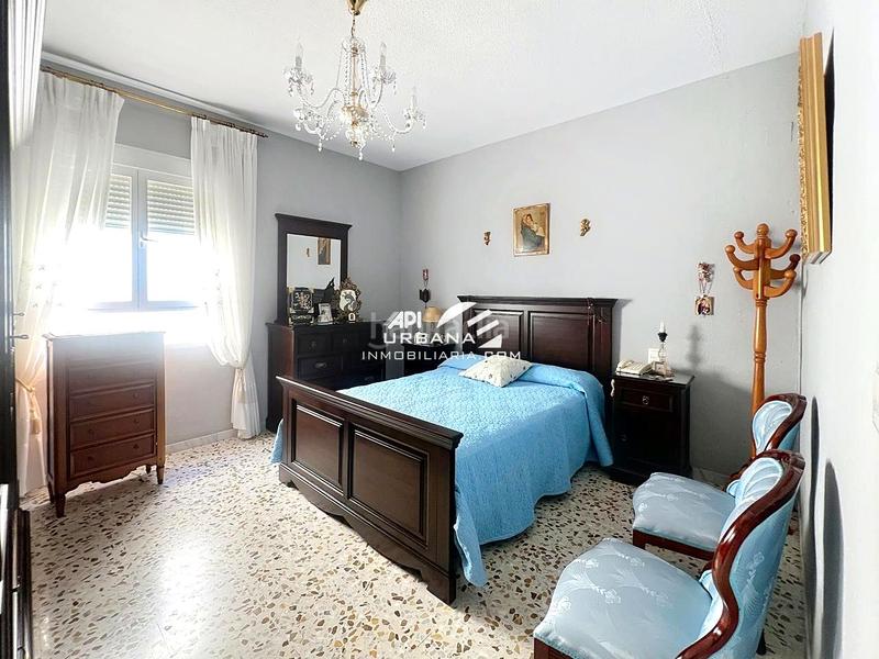 Foto 1a57cea4-7eaf-4902-8c7c-6f6bebcabc6f. Flat in Centro Lucena