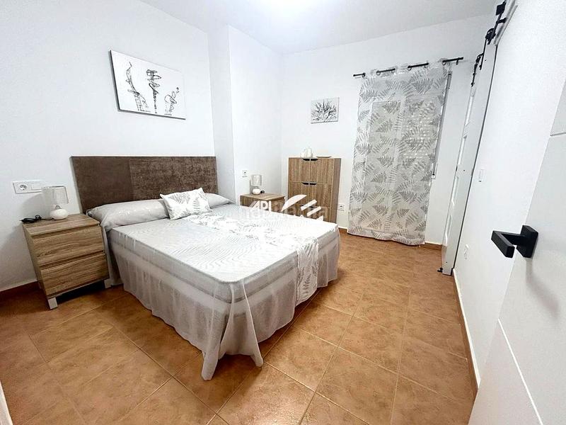Foto 5bff17fa-fa9f-4483-b1f6-ee3c0fadb1a9. Casa en Centro Lucena