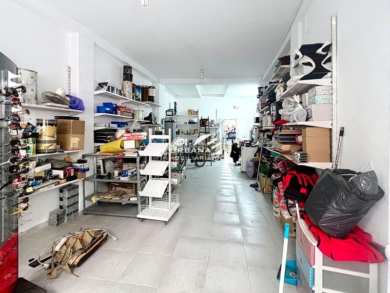 Foto 08c829ce-de6e-46ca-bbb8-93f6c67e43ea. Local commercial dans Centro Lucena