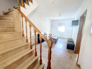 Zweistöckige Wohnung  Mediabarba