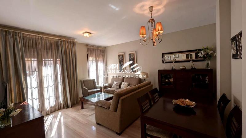 Foto 1b0d4a19-3c27-4a01-931e-abb6b6218bd3. Flat in Centro Lucena