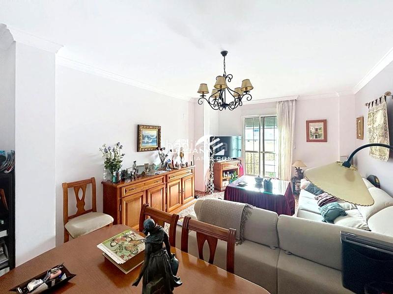 Foto 08f43329-9ffe-4882-87b5-5bc350bbd1f7. Pis a El Valle Lucena